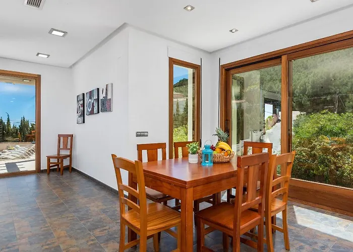 Anis - Plusholidays ヴィラ *